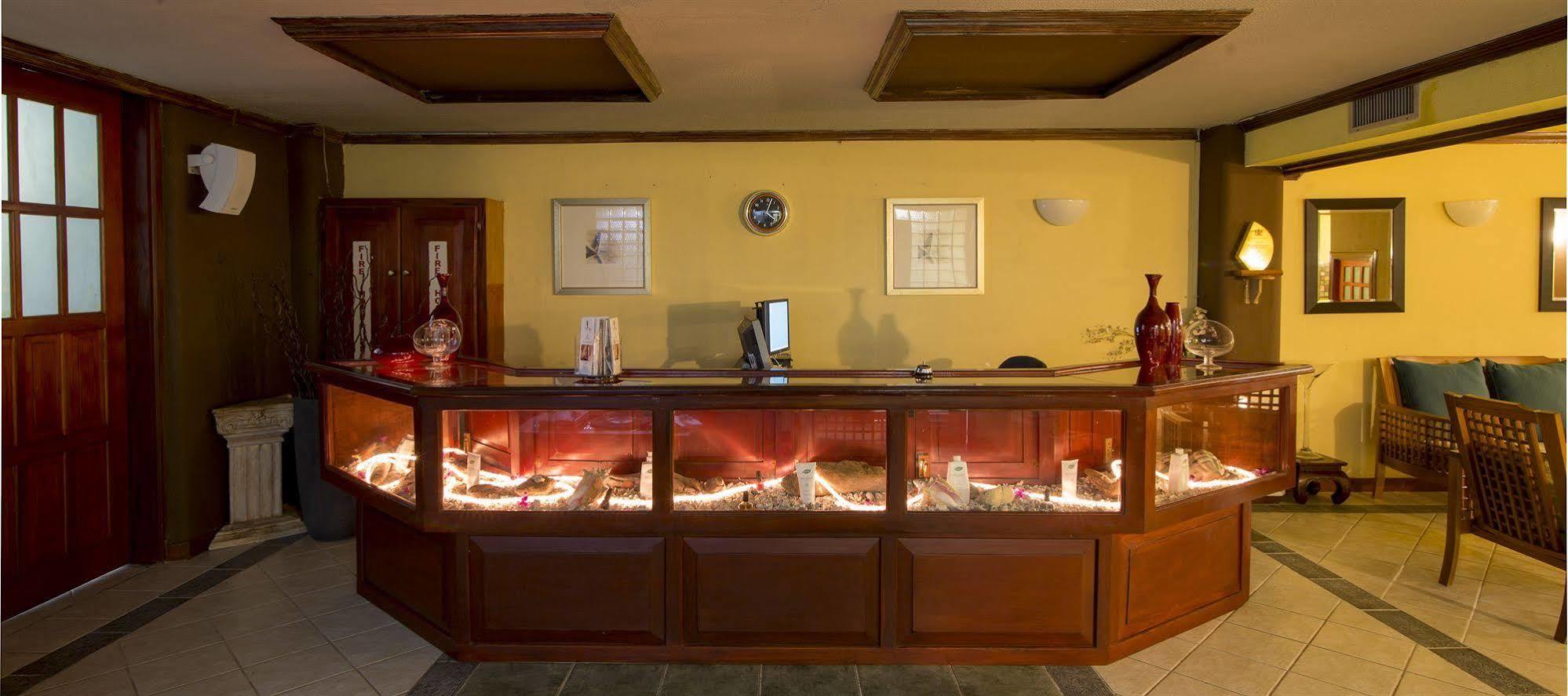 Le Grand Courlan Spa Resort Adults Only Black Rock Extérieur photo